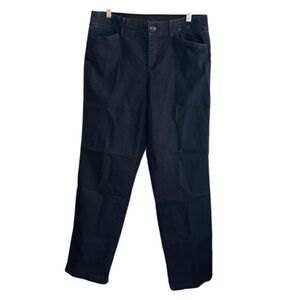 khakis & Co woman’s straight leg tummy slimming jeans. Size 8